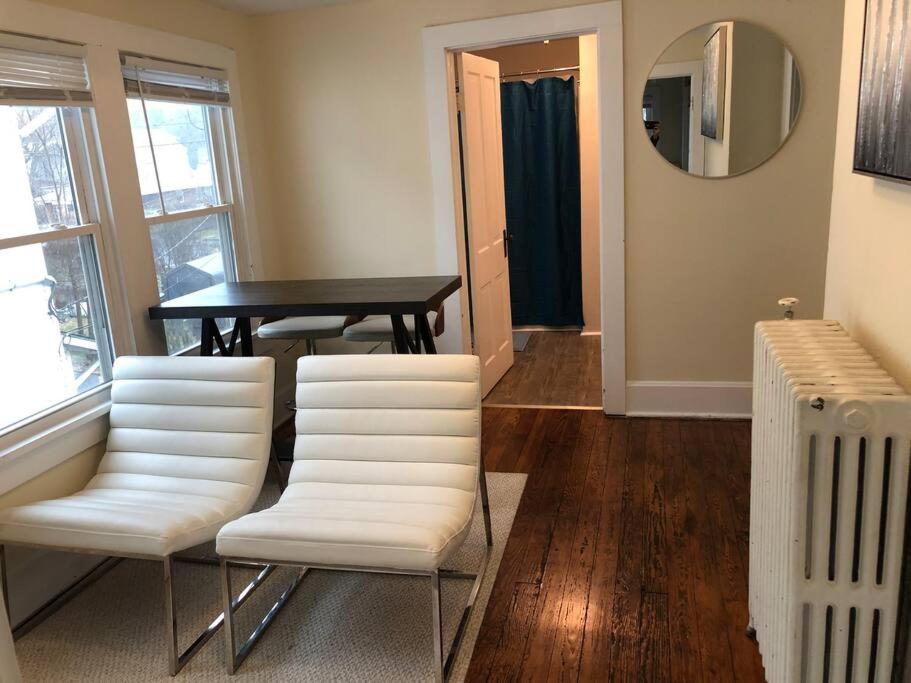 The Yellow Door 3-Bedroom Downtown Near Vt&Ru Radford Exterior foto