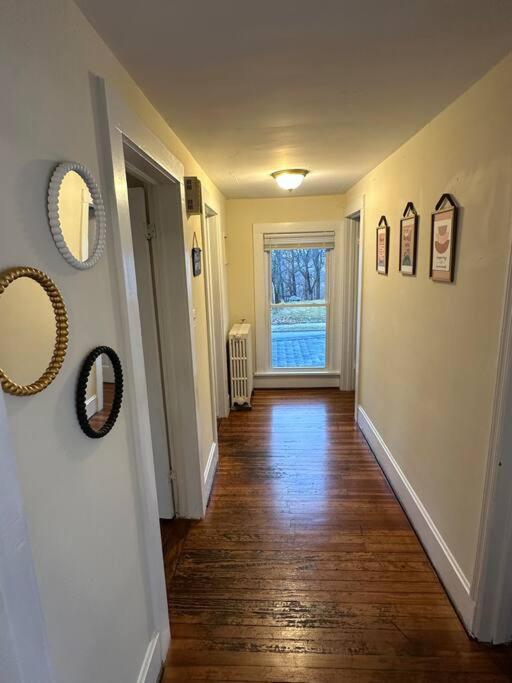 The Yellow Door 3-Bedroom Downtown Near Vt&Ru Radford Exterior foto